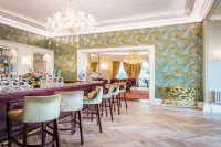 Cork's Vienna Woods Hotel & Villa's