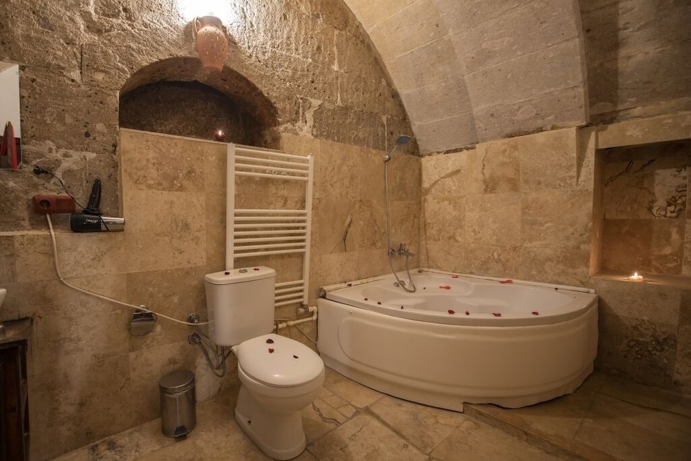 Cappadocia Antique Gelveri Cave Hotel