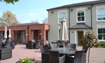 The Dewdrop Inn
