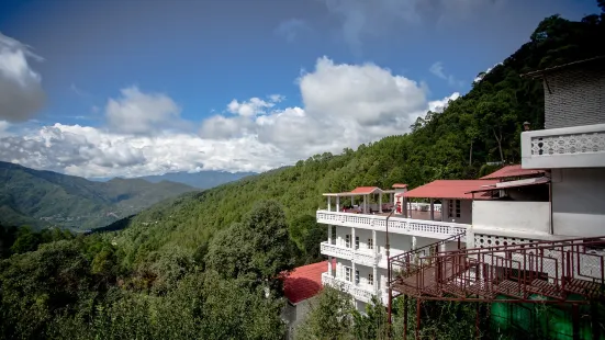 Tehri Club and Resorts by One Earth