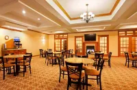 Holiday Inn Express & Suites Goshen Hotels in Middlebury