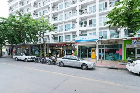 J Park at Chinnakhet