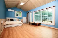 Samcheok Rainbow Pension - Pools