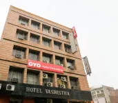 Hotel Vashistha