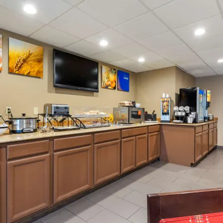 Comfort Inn & Suites Ponca City Near Marland Mansion