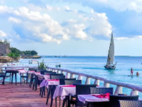 Amaan Beach Bungalows โรงแรมในนุงวี