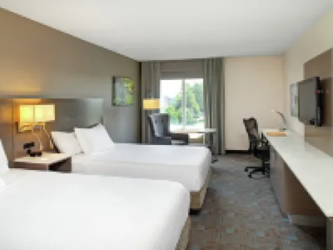 Hilton Garden Inn Toronto-Oakville Hotels in Oakville