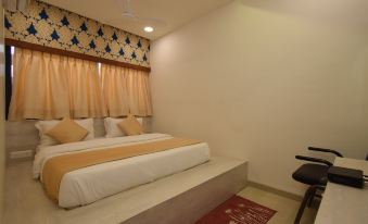 Hotel Satellite Inn, Ahmadebad