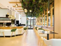 Melia Madrid Barajas Hotels near Barajas