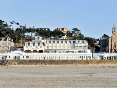 Villas du Spa Hotels near La Flora