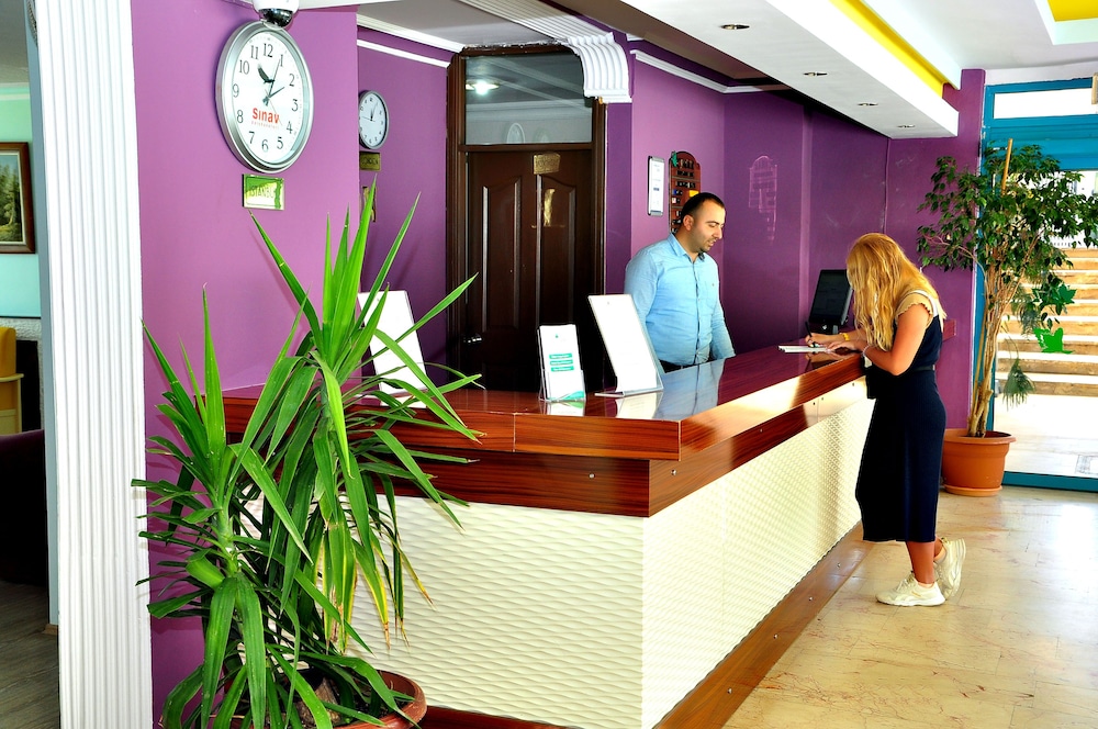 Çınar Family Suite Hotel (Cinar Family Suite Hotel)