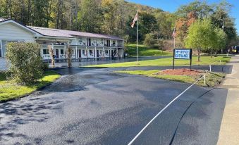 Budget Lodge Warren - Housity