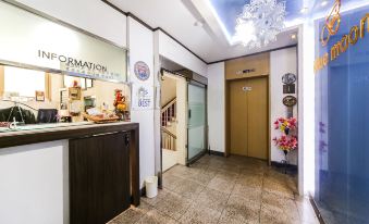 Busan Janglim Blue Moon Hotel