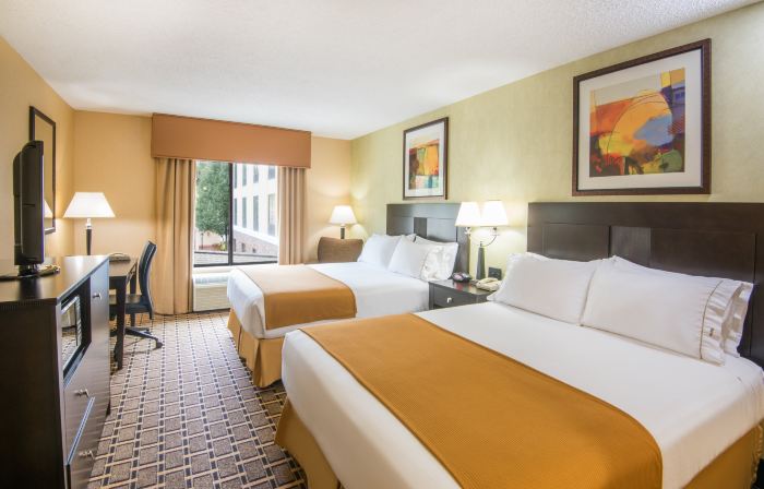 Holiday Inn Express & Suites Sharon-Hermitage by IHG