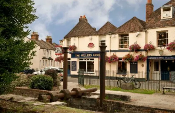 牧羊人尼姆米勒斯紋章旅館