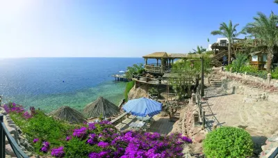 بيكالباتروس جولف بيتش Hotels near Aquapark