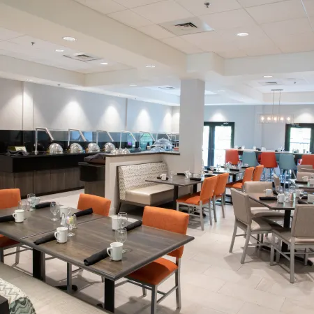 Holiday Inn & Suites RALEIGH-CARY (I-40 @WALNUT ST) by IHG