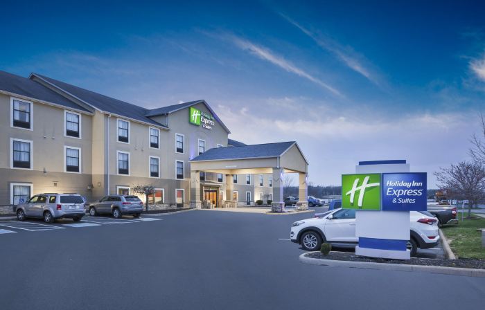 Holiday Inn Express & Suites CIRCLEVILLE by IHG