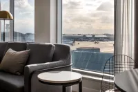 Sheraton Gateway Hotel in Toronto International Airport - Scenic