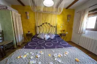 Romantic House for 2 or 4 People with Jacuzzi - 3-Star