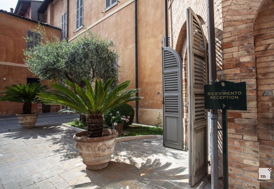 Palazzo Galletti Abbiosi-Ravenna Updated 2023 Room Price-Reviews & Deals |  Trip.com