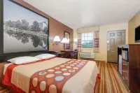 Super 8 by Wyndham Big Cabin/Vinita Area - Motels