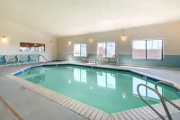 Comfort Inn Limon - Pools