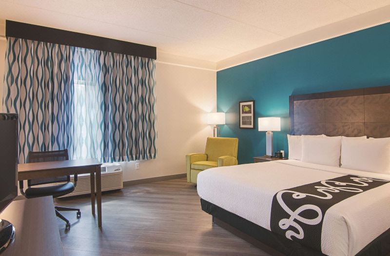 La Quinta Inn & Suites by Wyndham Orlando UCF