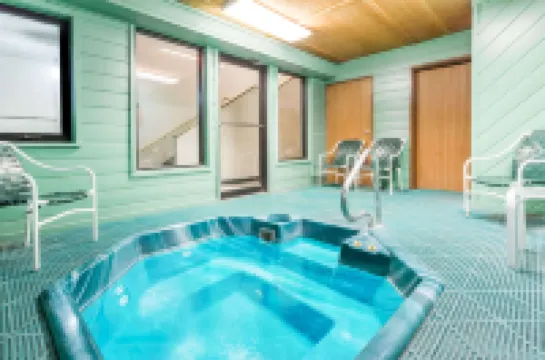 Super 8 by Wyndham Lexington