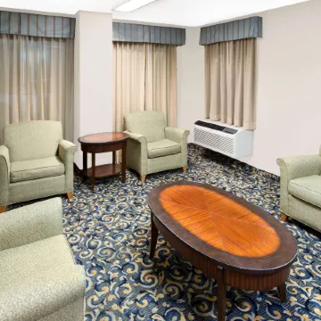 Super 8 by Wyndham Hattiesburg South