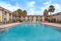 Space Coast Hotel Titusville-Kennedy Space Center Hotels in Mims