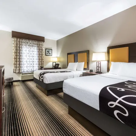 La Quinta Inn & Suites by Wyndham Orange