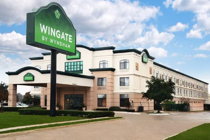 Wingate by Wyndham DFW / North Irving Hotels near 