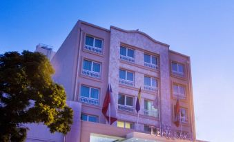 Hotel Terrano Concepcion - Housity