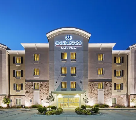 Holiday Inn Express & Suites West Edmonton-Mall Area