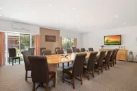 Country Plaza Halls Gap Hotels in Wartook