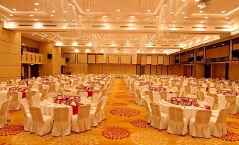 Grand Xing Imperial Hotel - Housity