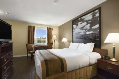 Super 8 by Wyndham Brockville فنادق في Elizabethtown-Kitley