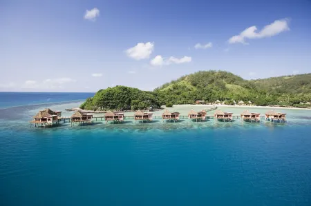 Likuliku Lagoon Resort - Adults Only Отели в г. Мана Айленд