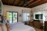 Villa Coco De Mer at Peter Bay Estate - Your Own Private Beach