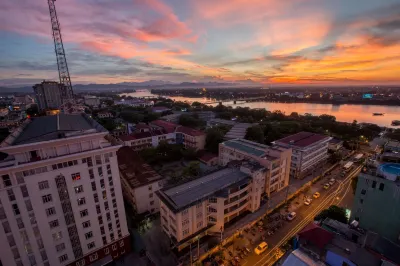 Midtown Hotel Hue