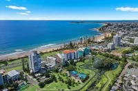 Ocean Boulevard