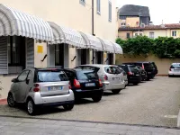 ريزيدانس لا كونتيسينا Hotels near قصر فيتشيو