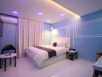 Gray Hotel Các khách sạn gần Đền Beomeosa