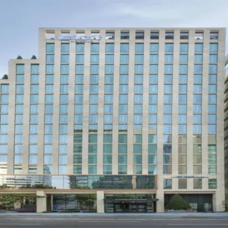 Aloft Seoul Gangnam Отели рядом с достопримечательностью «Станция метро Cheongdam»