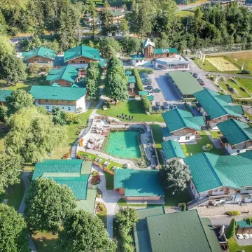 Feelfree Nature Resort