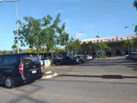 博他侖森特利斯酒店 - 停車場