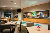 La Quinta Inn & Suites by Wyndham Ocala - Bữa sáng