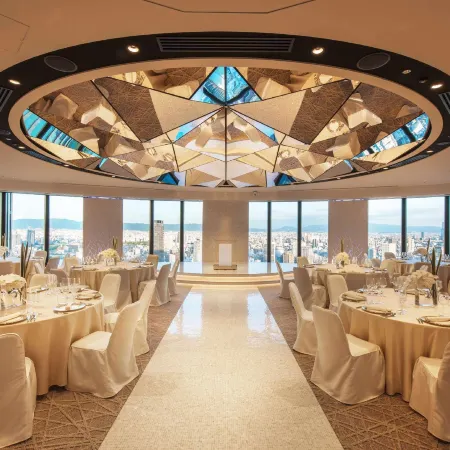 DoubleTree by Hilton Chicago - Oak Brook