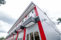 Urbanview Hotel Ava Banjarmasin by RedDoorz Hotels in Banjarmasin